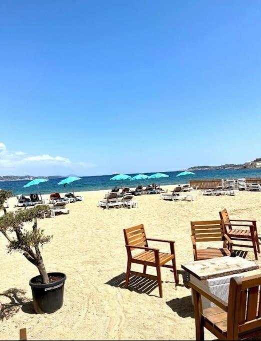 Apartment Proche St Tropez Refait A Neuf Bord De Et Piscine